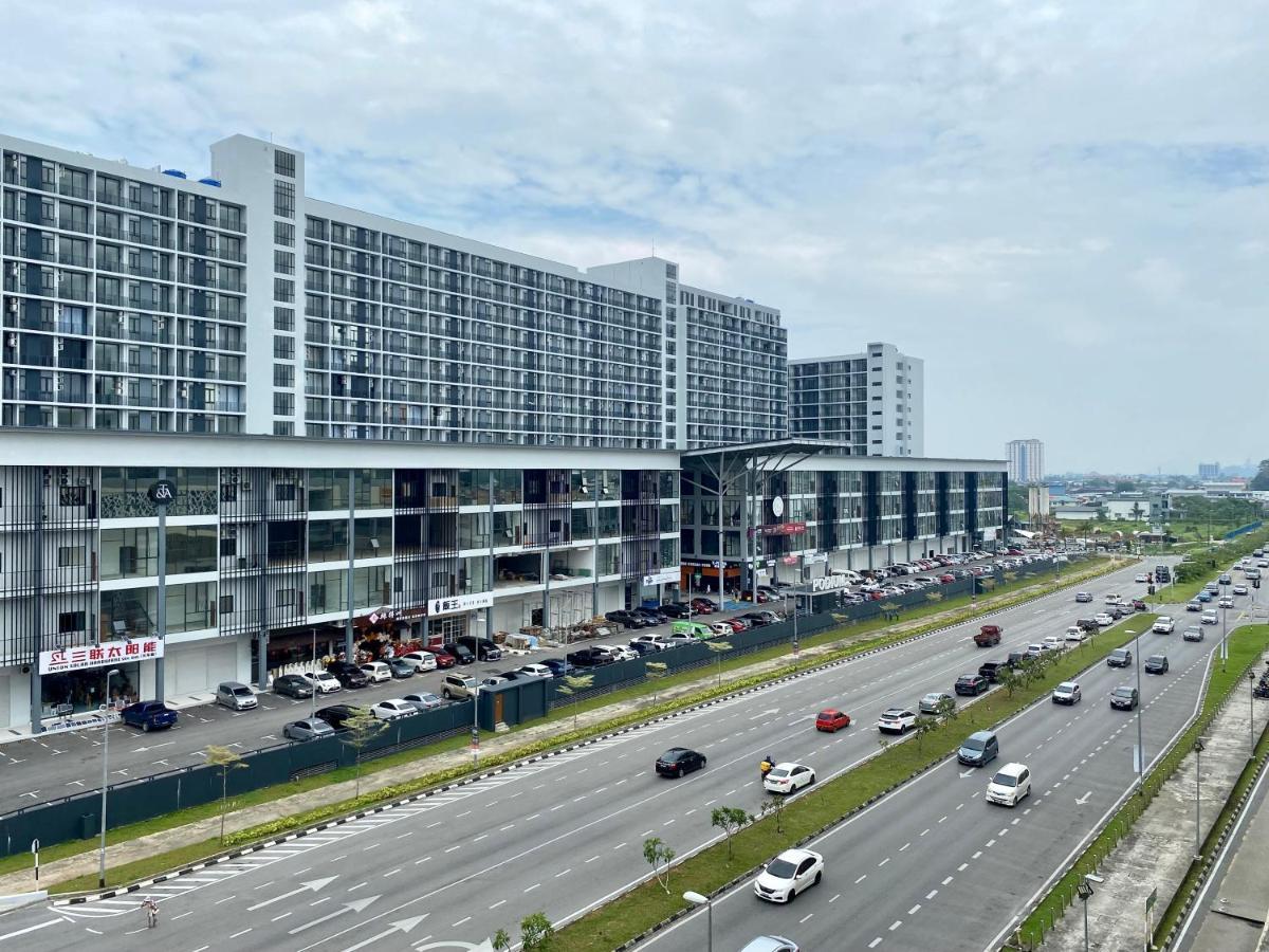 Apartment The Podium-studio-free 1 Parking-6 Pax-d321b Kuching