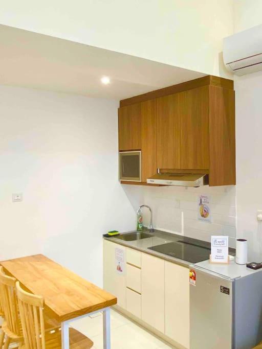 The Podium-studio-free 1 Parking-6 Pax-d321b Kuching