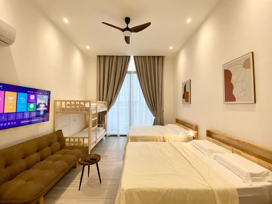 The Podium-studio-free 1 Parking-6 Pax-d321b Apartment Kuching